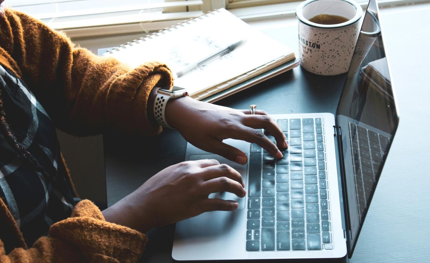 Komunitas trader yang saling support dan belajar bersama